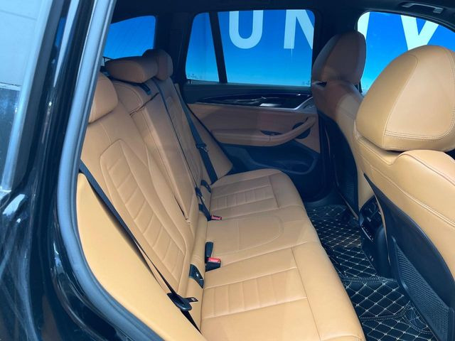 ���㕔���Ȃ��C�ɂȂ�悤�ȃL�Y�E�����ւ��蓙�A�傫�ȃ_���[�W�͂Ȃ��A�ǍD�ȏ�Ԃł��B