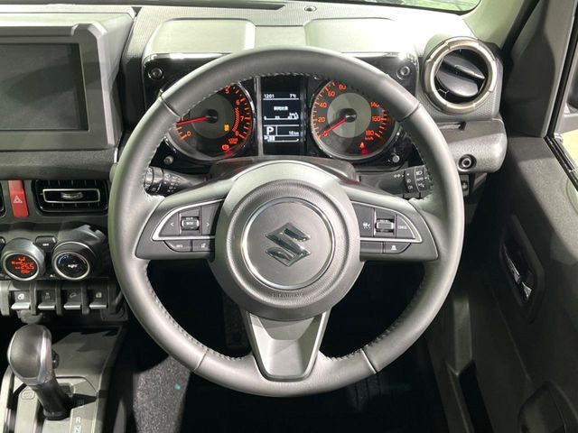 �y�X�e�A�����O�X�C�b�`�z�^�]���A�O������ڐ������炷���ƂȂ��A�I�[�f�B�I���̑��삪�\�ȕ֗��@�\!���S&���K�ȃh���C�u�����o���Ă���܂���