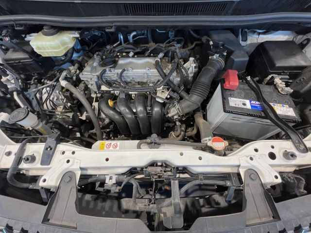 親切・丁寧な専門メカニックスタッフが応対!・車検・点検整備・事故等の修理などアフターサービスも安心。お車のカスタマイズもネクステージのサービススタッフまでご相談ください!