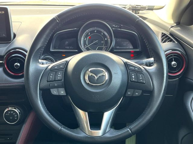 �y�����v�����X�e�A�����O�z�㎿�Ȋv���g�p���邱�ƂŁA��ɂ����������݂ƂĂ��^�]���₷���n���h���ł���