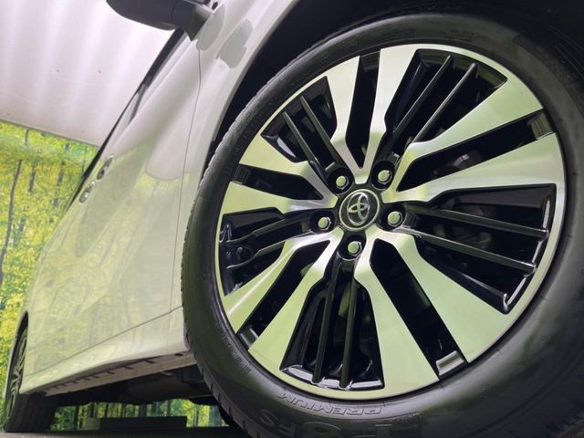 �y����18�C���`�A���~�z�C�[���z�O�ςɃ}�b�`���������A���~�z�C�[���𑕒����Ă���܂��B�e��ЊO�A���~�z�C�[����A�X�^�b�h���X�^�C�����戵�����Ă���܂��B���񂲑��k����������