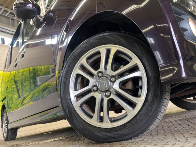 �y����14�C���`�A���~�z�C�[���z�O�ςɃ}�b�`���������A���~�z�C�[���𑕒����Ă���܂��B�e��ЊO�A���~�z�C�[����A�X�^�b�h���X�^�C�����戵�����Ă���܂��B���񂲑��k����������