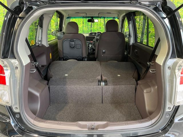 ���i�̂���������ʋ΁A���}���ɏ\���ȉ׎��X�y�[�X���m�ۂ��Ă���܂��B�Z�J���h�V�[�g��|���ƁA�傫�ȉו��̐ύڂ��\�ł���