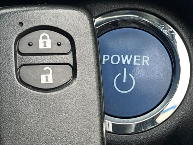 �y�X�}�[�g�L�[�z�J�o����|�P�b�g�ɓ��ꂽ�܂܂ł��h�A�̎{���E�������\�ȃX�}�[�g�L�[�𑕔��B�G���W���̃I���E�I�t�����J�M�����o���K�v����������Ƃ��Ă��֗��ł���