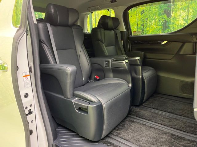 ���ڒ����̓E�H�[�N�X���[�ƂȂ��Ă���܂��B���ڂƎO��ڂ̈ړ�����~�肪�Ƃ��Ă��y�ɂȂ�̂ŁA���~��̍ۂ��X�g���X�������邱�Ƃ͂���܂����