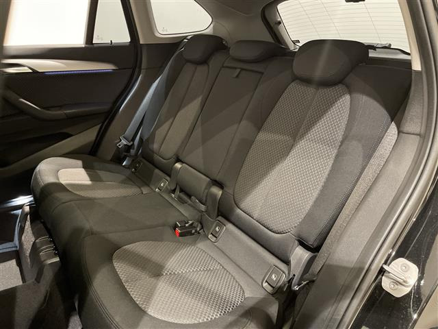 X1xドライブ 18d xライン 4WD