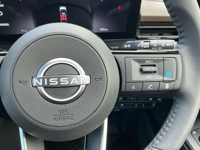 セレナ1.4 e-POWER ハイウェイスターV