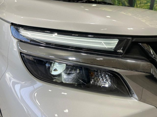 �yLED�w�b�h���C�g�z���V����ԑ��s�����ǍD�Ȏ��E���m�ۂ����S���ĉ^�]�ł��鍂�P�xLED�w�b�h���C�g�𑕔�!�_�����x�������A����d�͂��}�����Ă��܂��B