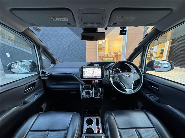 ヴォクシー2.0 ZS 煌II