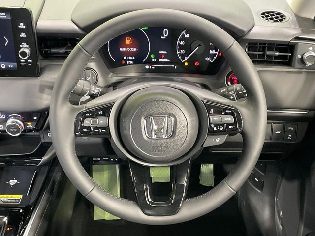 �y�����v�����X�e�A�����O�z�㎿�Ȋv���g�p���邱�ƂŁA��ɂ����������݂ƂĂ��^�]���₷���n���h���ł���