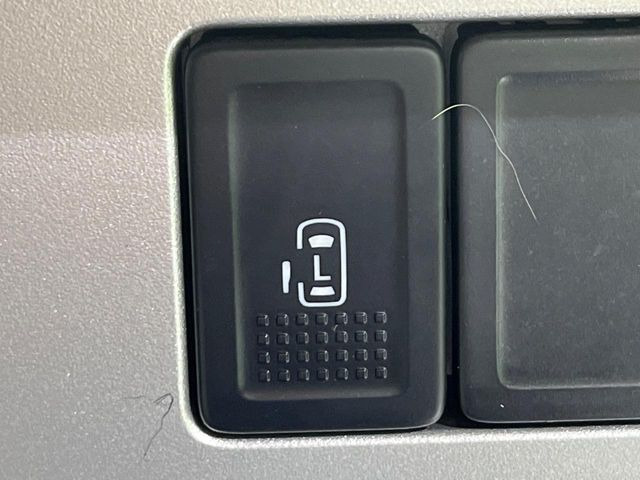 �y�p���[�X���C�h�h�A�z�X�}�[�g�L�[��^�]�Ȃ̃X�C�b�`�ŃX���C�h�h�A�̊J���\���d��������͂����ăh�A���J����K�v�������A���������q�l�ł��A�d���ו��������Ă��鎞�����N�ɊJ���߂ł��܂���