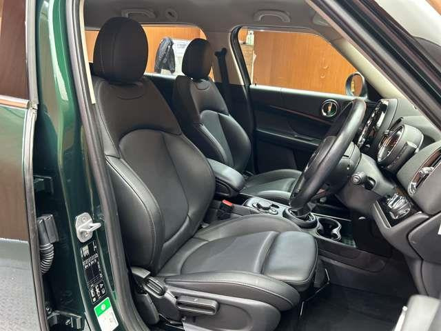 ミニクロスオーバーノーフォーク エディション 4WD