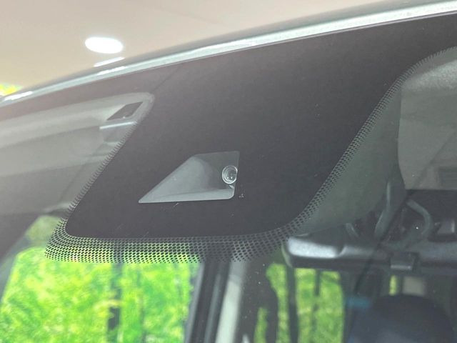 �y�O�He-Assist�z���s���ɑO���̎ԗ�����F�����A�Փ˂������Ȏ��͌x��ƃu���[�L�ŏՓˉ���Ɣ�Q�y�����A�V�X�g�B�����S�Ƀh���C�u�����y���݂��������܂��B