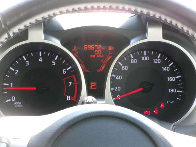 ジューク1.5 15RX V セレクション