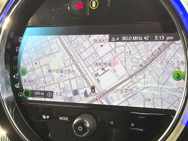 �������i�r:��̊��̂���i�r�́A����������ԓ������o���Ă���܂��B�I�[�f�B�I�@�\���[�����Ă���܂��̂ŁA�^�]�����y���߂܂���