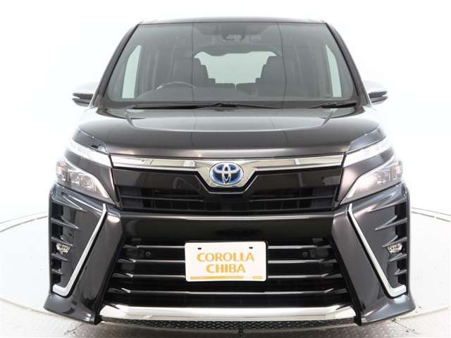 ヴォクシー1.8 ハイブリッド ZS 煌III