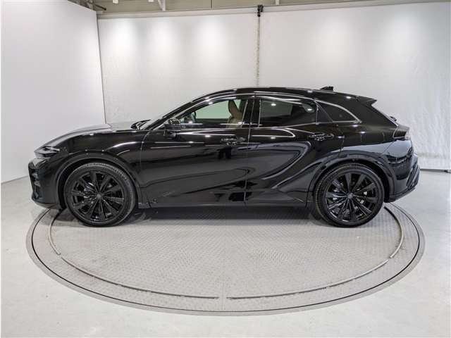 クラウンスポーツ2.5 Z E-Four 4WD