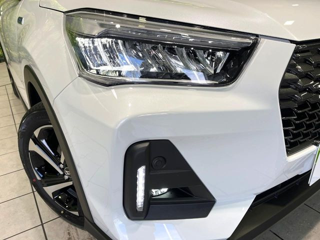 �yLED�w�b�h���C�g�z���V����ԑ��s�����ǍD�Ȏ��E���m�ۂ����S���ĉ^�]�ł��鍂�P�xLED�w�b�h���C�g�𑕔�!�_�����x�������A����d�͂��}�����Ă��܂��B