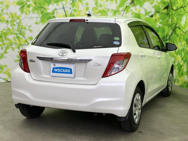 ヴィッツ1.0 F シエル