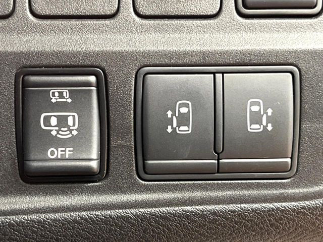 �y�����p���[�X���C�h�h�A�z�X�}�[�g�L�[��^�]�Ȃ̃X�C�b�`�Ō�ȗ����X���C�h�h�A�̊J���\���d��������͂����ăh�A���J����K�v�������A�����Ȃ��q�l�ł��ȒP�ɊJ���߂ł����K�ł���