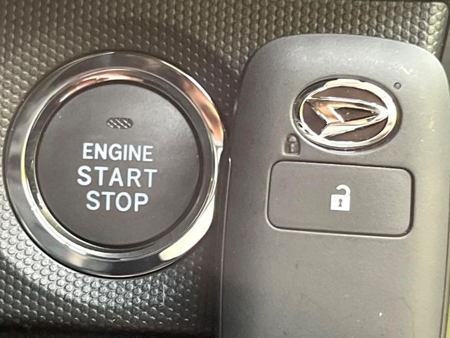 �y�L�[�t���[�V�X�e���z�J�o����|�P�b�g�ɓ��ꂽ�܂܂ł��h�A�̎{���E�������\�ȃX�}�[�g�L�[�𑕔��B�G���W���̃I���E�I�t�����J�M�����o���K�v����������Ƃ��Ă��֗��ł���