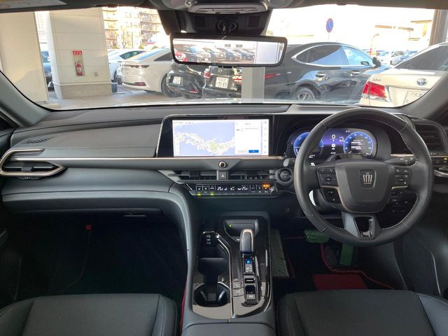 クラウンスポーツ2.5 Z E-Four 4WD