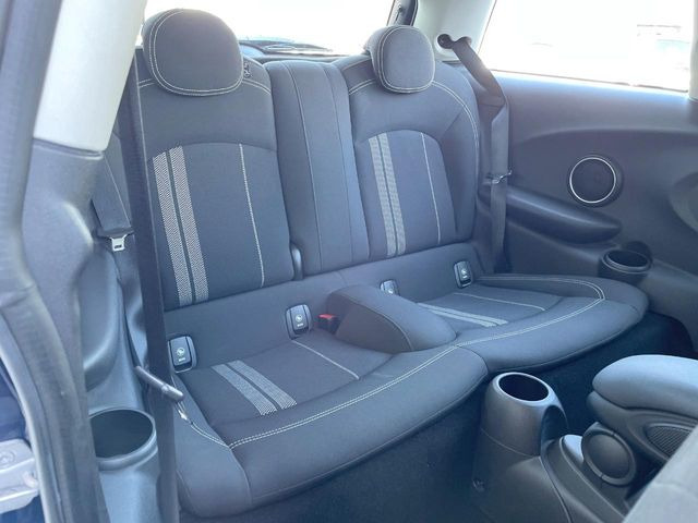 ���㕔���Ȃ��C�ɂȂ�悤�ȃL�Y�E�����ւ��蓙�A�傫�ȃ_���[�W�͂Ȃ��A�ǍD�ȏ�Ԃł��B