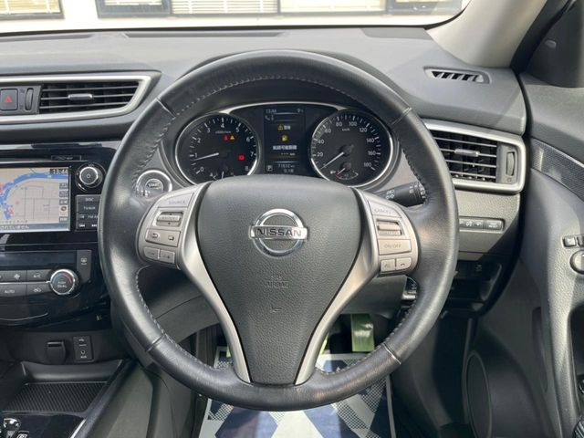 �y�����v�����X�e�A�����O�z�㎿�Ȋv���g�p���邱�ƂŁA��ɂ����������݂ƂĂ��^�]���₷���n���h���ł���