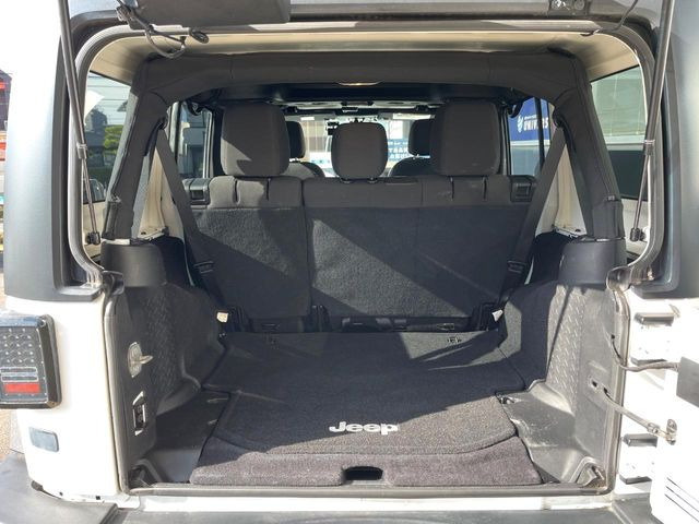 ���g�����N���[��:����L������e�X�y�[�X!���ꂾ���̍L��������΂��������⃌�W���[�Ȃǂɂ��œK�ł�!�g�p�������Ȃ����ꂢ�ȏ�Ԃ��ێ����Ă���܂��B