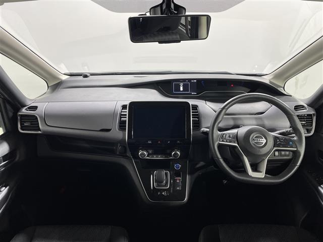 セレナ1.2 e-POWER ハイウェイスターV