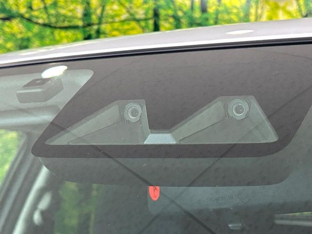 �y�X�}�[�g�A�V�X�g�z���s���ɑO���̎ԗ�����F�����A�Փ˂������Ȏ��͌x��ƃu���[�L�ŏՓˉ���Ɣ�Q�y�����A�V�X�g�B�����S�Ƀh���C�u�����y���݂��������܂��B