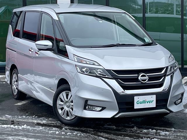 セレナ2.0 ハイウェイスター Vセレクション 4WD