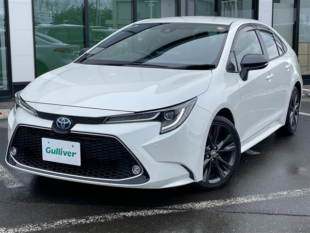 カローラ1.8 ハイブリッド W×B