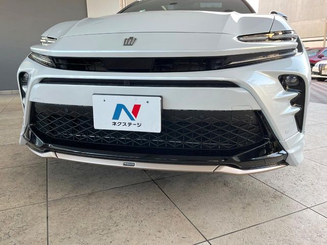 クラウンスポーツ2.5 Z E-Four 4WD