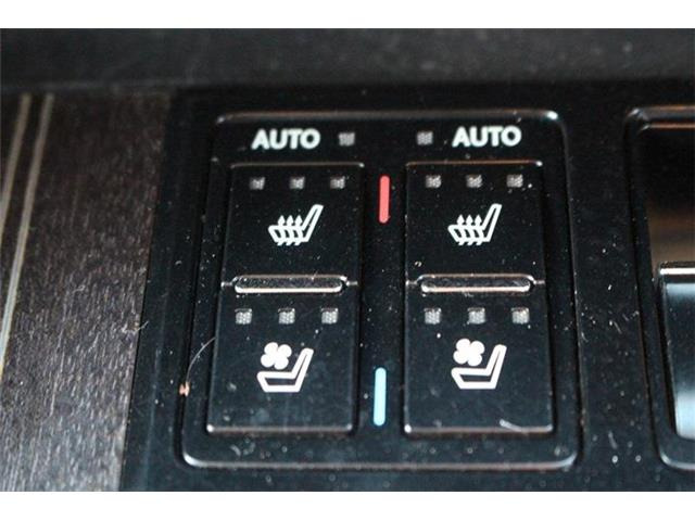 ���Ǝҗl�ւ̔̔��͂��f�肳���Ă��������܂��B �Ԍ������ԗ��̏ꍇ�́A�Ԍ����擾�������x�������z�ŕ\�����Ă���܂��B