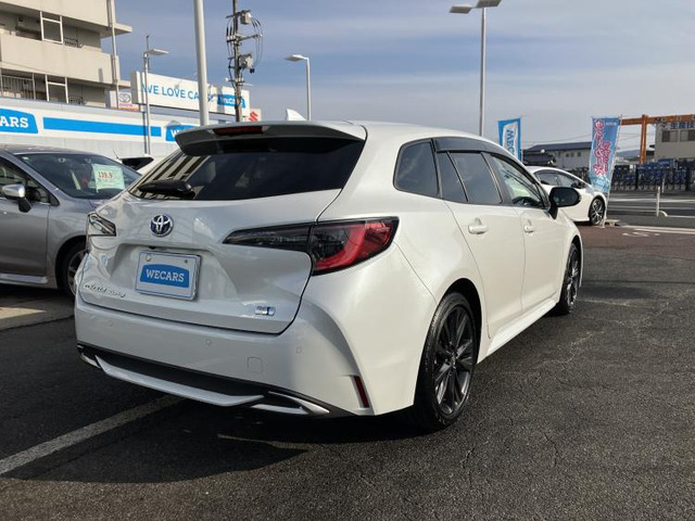 カローラツーリング1.8 ハイブリッド W×B