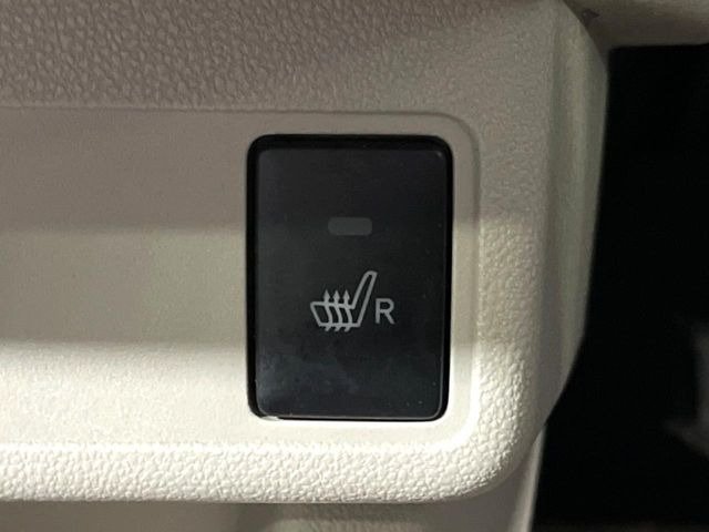 �y�V�[�g�q�[�^�[�z�������ɏd�󂷂�V�[�g�q�[�^�[!�G�A�R����葁�����܂��Ă����̂Ŋ�����̐l�����S�ł��ˁ�G�A�R���̉����͊������邩����A�Ƃ������ɂ����������߂ł��B