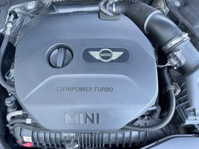 �����X�ł́A�e���[�J�[�̐�p�f�f�e�X�^�[�𓱓��B���Ǝ��i�����e�N�j�J���X�^�b�t���풓���Ă���܂��̂ŁA������̍ۂɂ����S���Ă����p���������܂��B