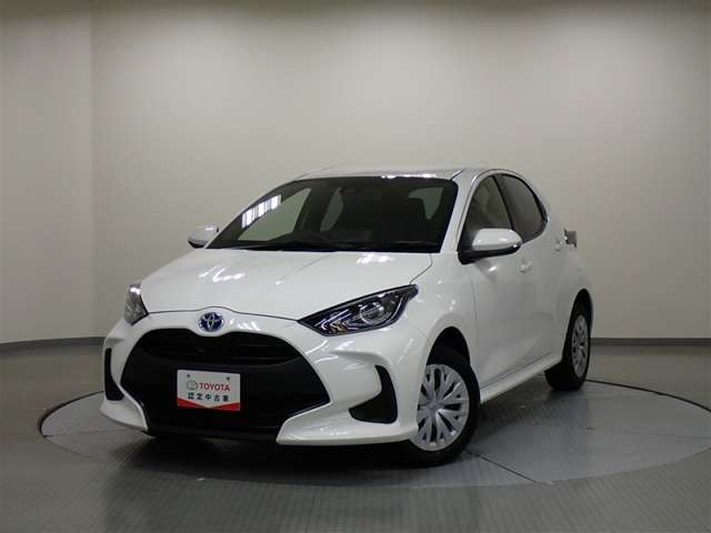 ヤリス1.5 ハイブリッド X E-Four 4WD