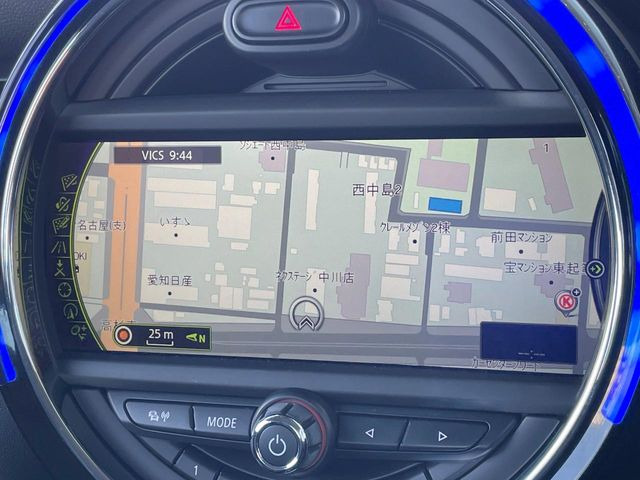 ������HDD�i�r:��̊��̂���i�r�́A����������ԓ������o���Ă���܂��B�I�[�f�B�I�@�\���[�����Ă���܂��̂ŁA�^�]�����y���߂܂���