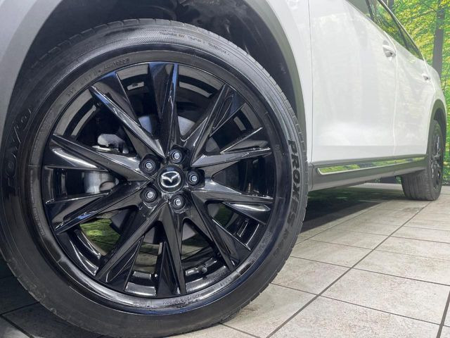 �y����19�C���`�A���~�z�C�[���z�O�ςɃ}�b�`���������A���~�z�C�[���𑕒����Ă���܂��B�e��ЊO�A���~�z�C�[����A�X�^�b�h���X�^�C�����戵�����Ă���܂��B���񂲑��k����������