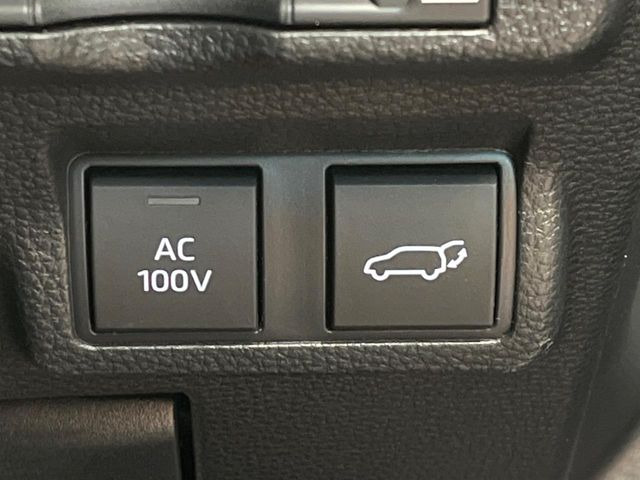 �y�A�N�Z�T���[�R���Z���g�z�L�����v��X�|�[�c�A�A�E�g�h�A�ł̃A�N�e�B�r�e�B�͂������A�ЊQ�E��d�̍ۂɏ����ɂ��Ȃ�AC100V�R���Z���g�𑕔���P�[�^�C��^�u���b�g�A�Q�[���@��̏[�d�ɂ���