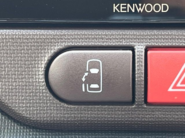 �y�p���[�X���C�h�h�A�z�X�}�[�g�L�[��^�]�Ȃ̃X�C�b�`�ŃX���C�h�h�A�̊J���\���d��������͂����ăh�A���J����K�v�������A���������q�l�ł��A�d���ו��������Ă��鎞�����N�ɊJ���߂ł��܂���