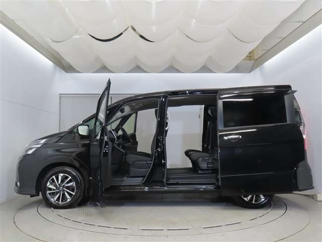 セレナ2.0 ハイウェイスターV