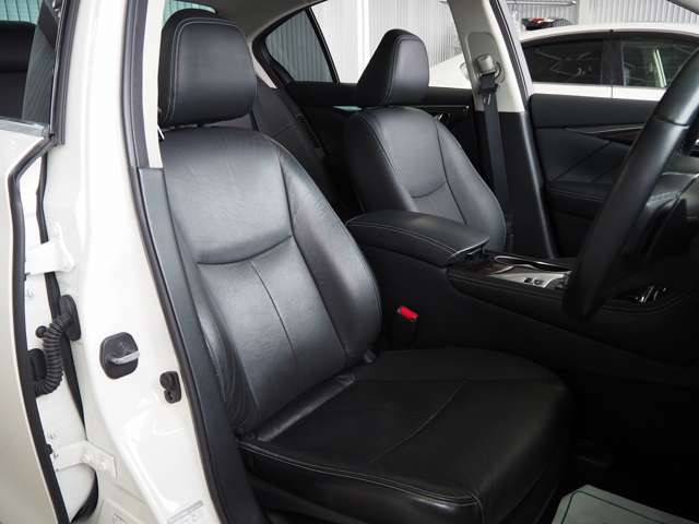 スカイライン3.5 350GT FOUR ハイブリッド タイプSP