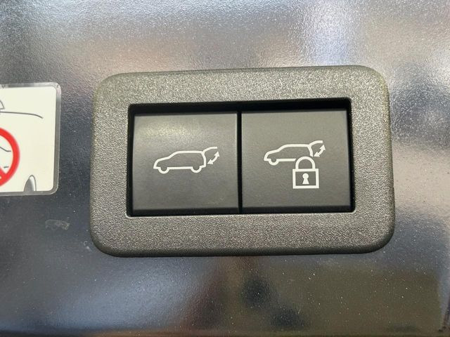 �y�p���[�o�b�N�h�A�z�X�}�[�g�L�[��^�]�Ȃ̃{�^�������������Ń��A�Q�[�g�������ŊJ���܂�!�ו��������Ă��鎞��A�����ʒu�ɂ���o�b�N�h�A��߂�ۂɕ֗��ȋ@�\�ł���