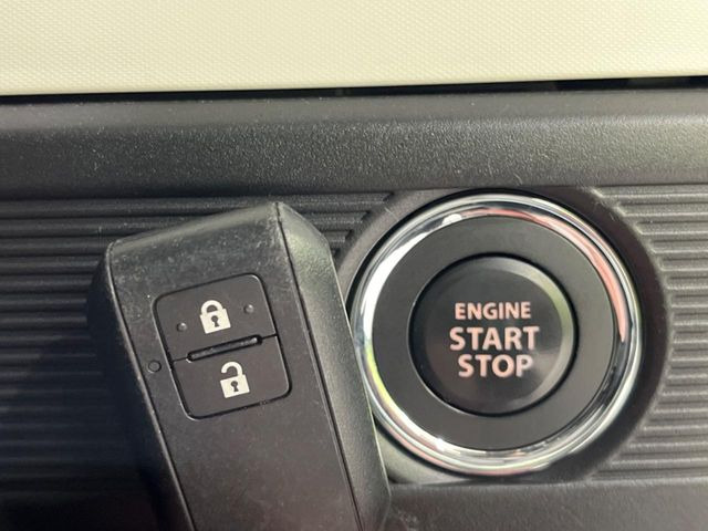 �y�L�[���X�X�^�[�g�V�X�e���z�J�o����|�P�b�g�ɓ��ꂽ�܂܂ł��h�A�̎{���E�������\�ȃX�}�[�g�L�[�𑕔��B�G���W���̃I���E�I�t�����J�M�����o���K�v����������Ƃ��Ă��֗��ł���