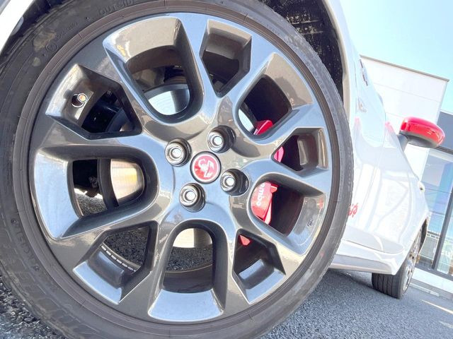 ������17�C���`�A���~�z�C�[��:�A���ԂȂ�ł͂̑�z����������x����z�C�[���Ƒ����ł�!���{�Ԃ̑���Ɋ���Ă�����ɂ����Б̊����Ē��������قǁA�������x���ł܂Ƃ܂��Ă��܂�!