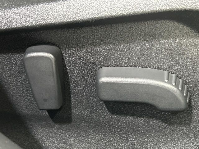 �y�p���[�V�[�g�z�X�C�b�`��ŊȒP�ɃV�[�g�̔��������\!�d��������͂�����܂���!���K�ȃV�[�g�|�W�V�����ɃZ�b�g���āA���K�ȃh���C�u�����y���݂��������B