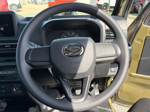 ���W����ɂ͍��i���̒��ÎԂ�V�Ԃ��������ł����W���䐔100��̑�^�W����֐��񂲗��X����������